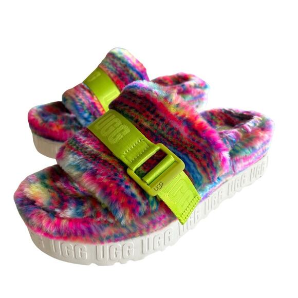 UGG Shoes - UGG Fluffita Flatform